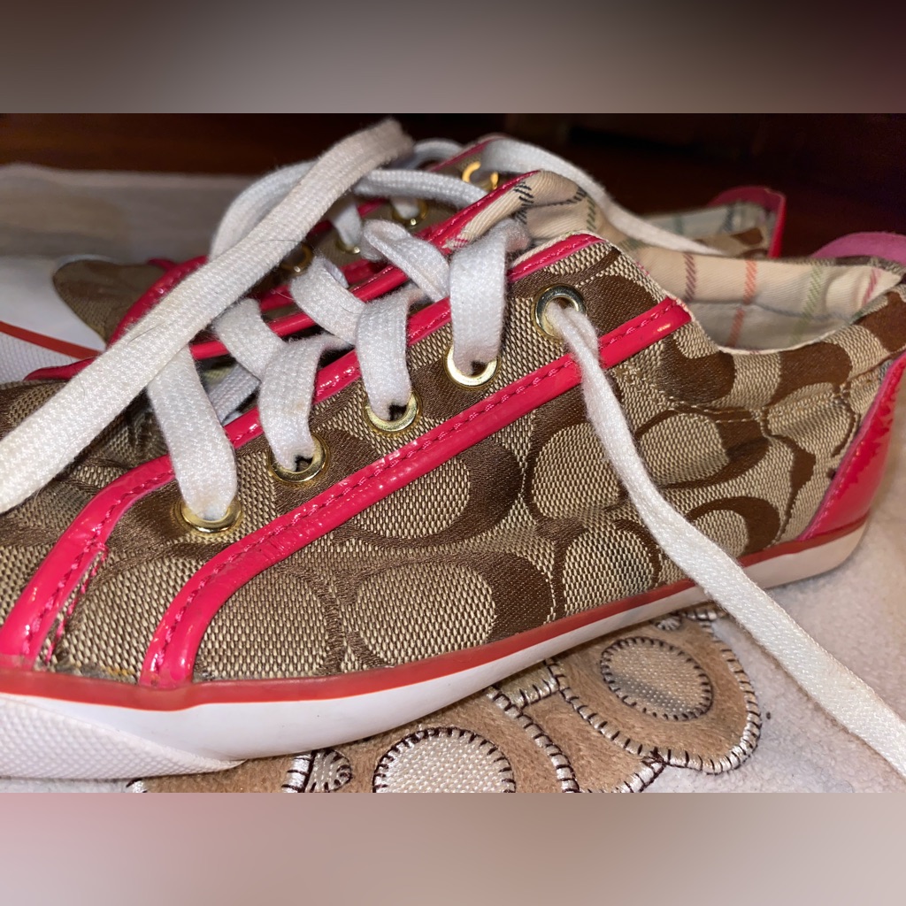 Authentic Coach Tennis Shoes Great Condition